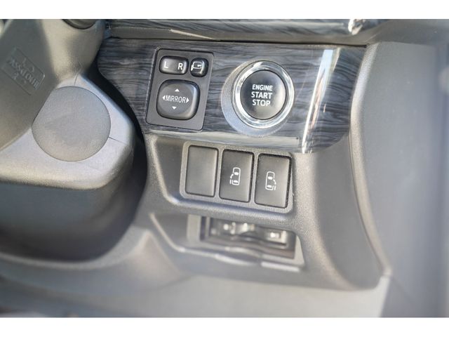 TOYOTA HIACE VAN 4WD 2014 Image 31