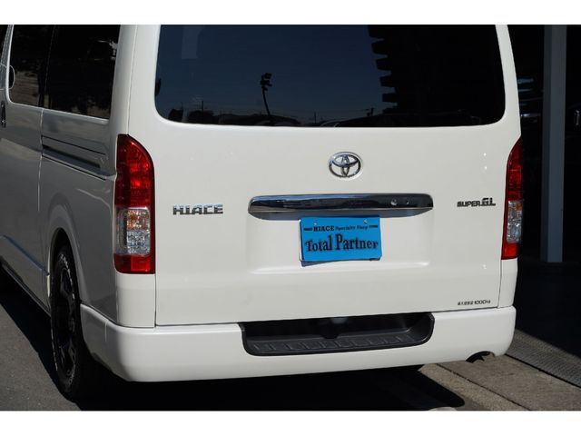 TOYOTA HIACE VAN 4WD 2014 Image 31