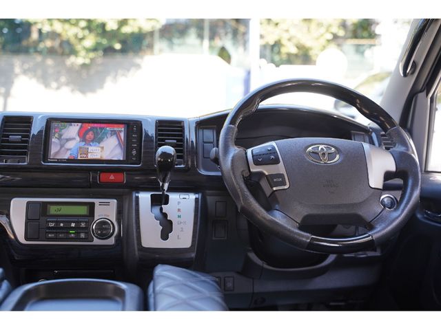 TOYOTA HIACE VAN 4WD 2014 Image 31