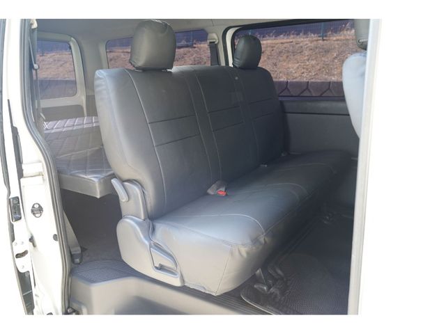 TOYOTA HIACE VAN 4WD 2014 Image 31