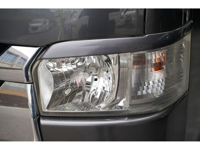 TOYOTA HIACE VAN 4WD 2016 Image 31