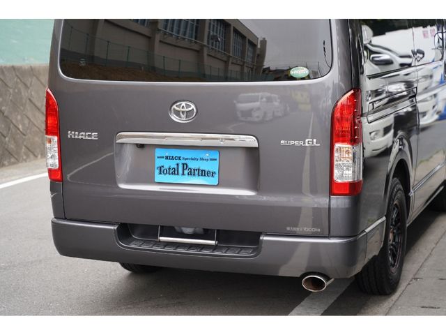 TOYOTA HIACE VAN 4WD 2016 Image 31