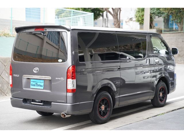 TOYOTA HIACE VAN 4WD 2016 Image 31