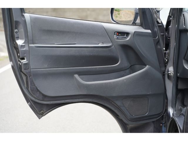 TOYOTA HIACE VAN 4WD 2016 Image 31