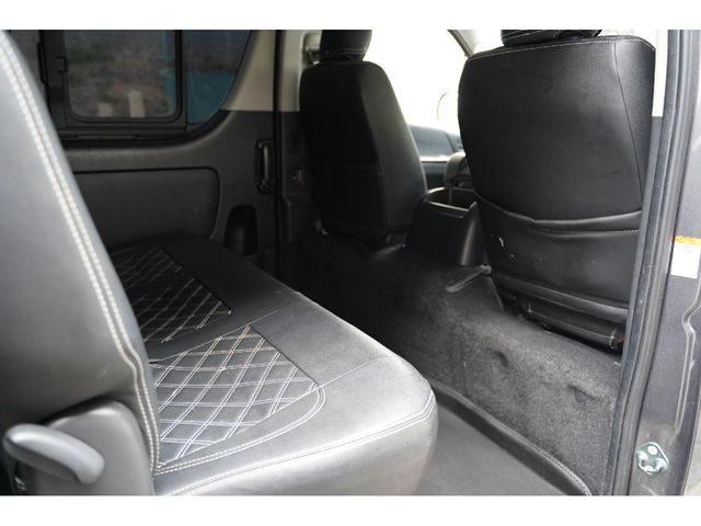 TOYOTA HIACE VAN 4WD 2016 Image 31