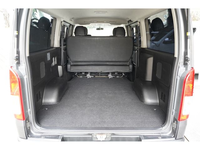 TOYOTA HIACE VAN 4WD 2016 Image 31