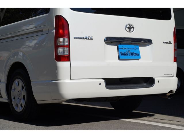 TOYOTA REGIUSACE VAN 2WD 2013 Image 31