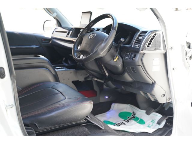 TOYOTA REGIUSACE VAN 2WD 2013 Image 31