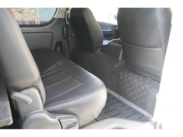 TOYOTA REGIUSACE VAN 2WD 2013 Image 31