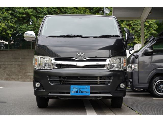 TOYOTA REGIUSACE VAN 2WD 2011 Image 31