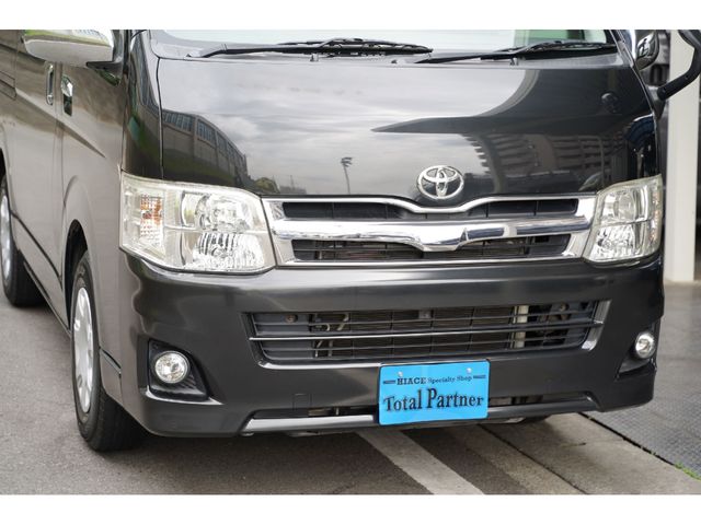 TOYOTA REGIUSACE VAN 2WD 2011 Image 31