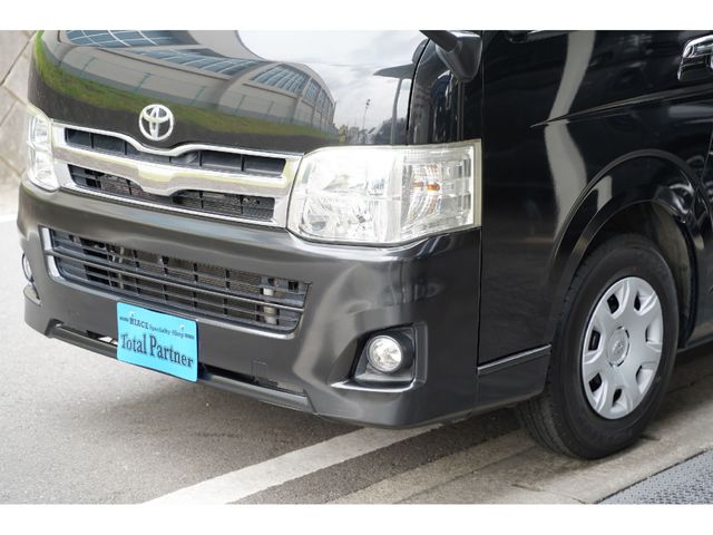 TOYOTA REGIUSACE VAN 2WD 2011 Image 31