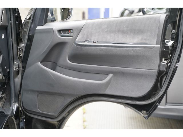 TOYOTA REGIUSACE VAN 2WD 2011 Image 31