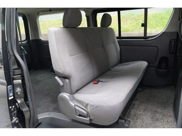 TOYOTA REGIUSACE VAN 2WD 2011 Image 31