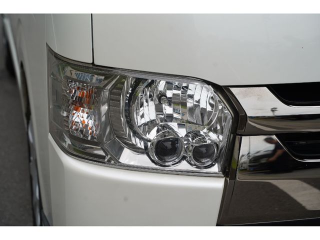 TOYOTA HIACE VAN 2WD 2016 Image 31