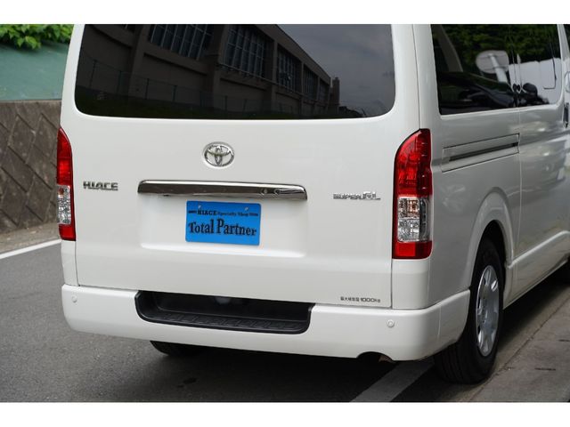TOYOTA HIACE VAN 2WD 2016 Image 31
