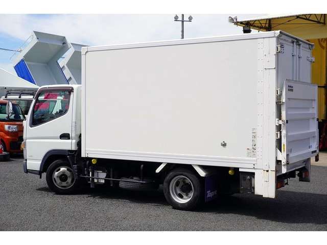MITSUBISHI CANTER 2018 Image 31
