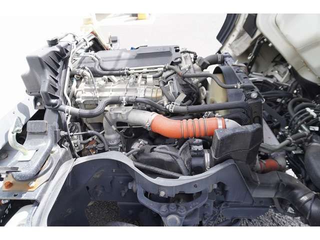 MITSUBISHI CANTER 2018 Image 31