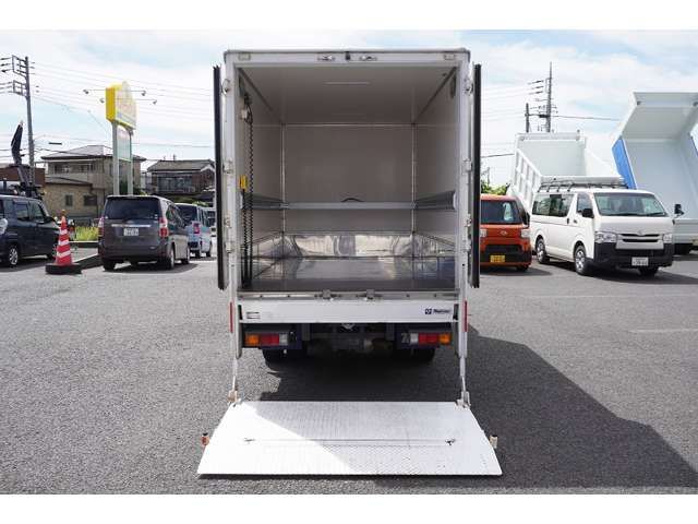 MITSUBISHI CANTER 2018 Image 31