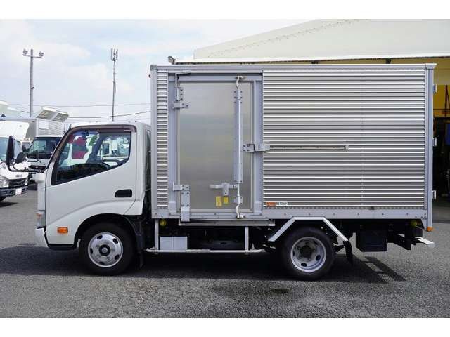 HINO DUTRO 2014 Image 31