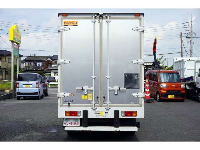 HINO DUTRO 2014 Image 31