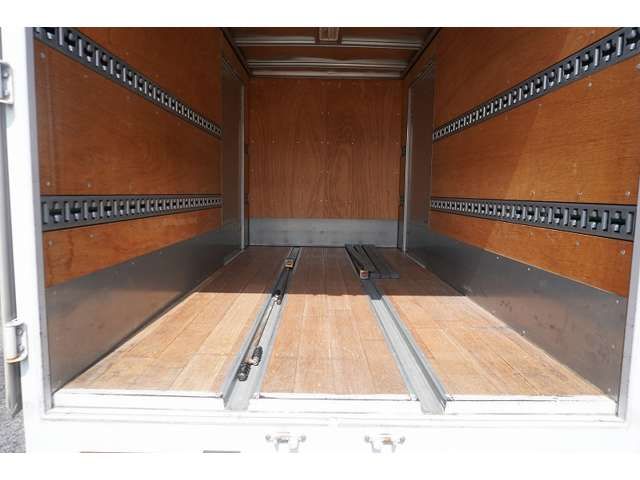 HINO DUTRO 2014 Image 31