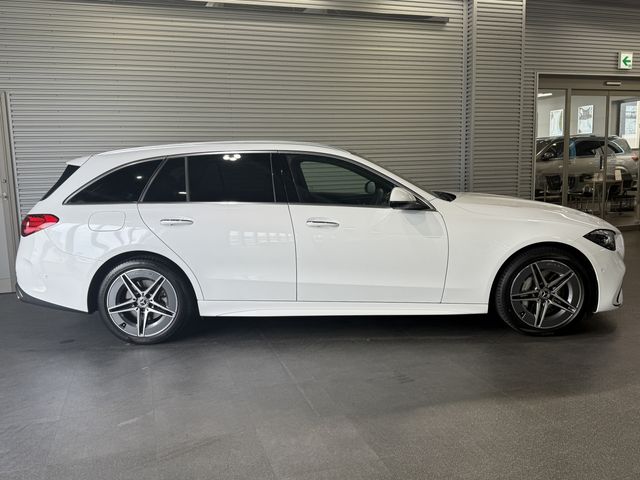 MERCEDES BENZ C CLAS 2024 Image 31