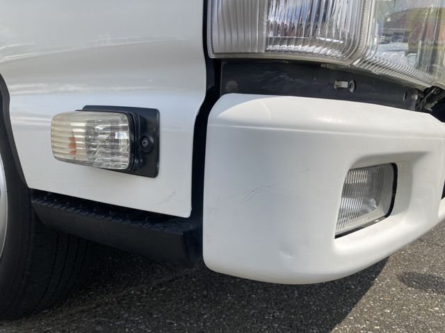 ISUZU ELF 2018 Image 31