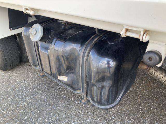 ISUZU ELF 2018 Image 31