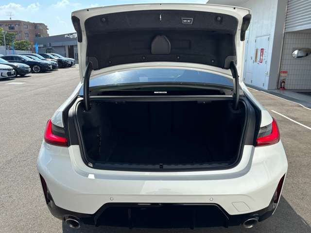 BMW 3SERIES SEDAN 2023 Image 31