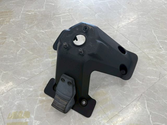 ROVER DEFENDER 2023 Image 31