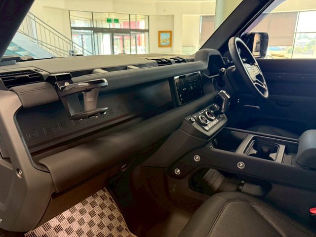 ROVER DEFENDER 2023 Image 31