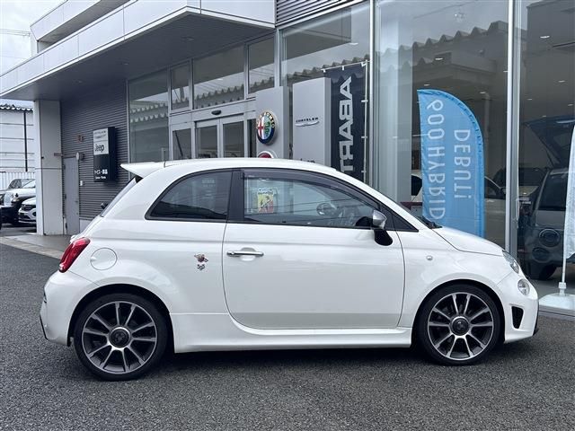 FIAT ABARTH 595 2018 Image 31