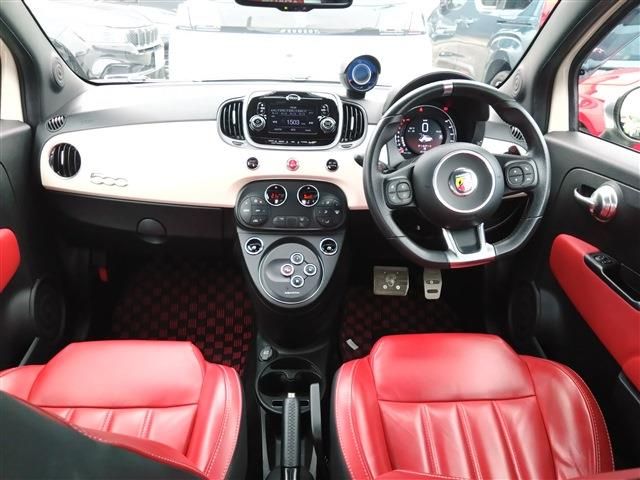FIAT ABARTH 595 2018 Image 31