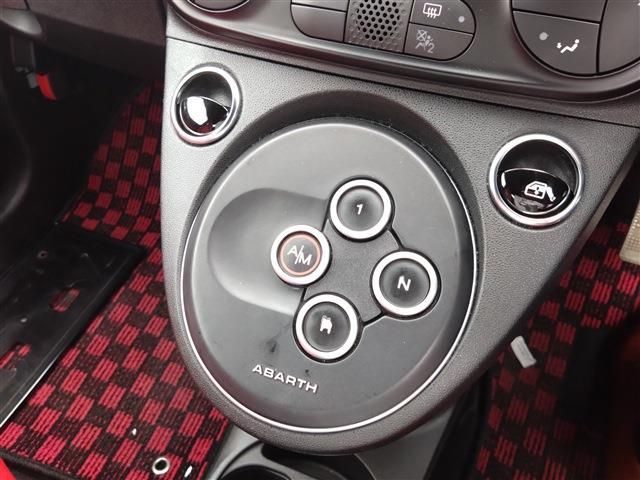 FIAT ABARTH 595 2018 Image 31