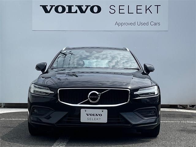 VOLVO V60 2019 Image 31