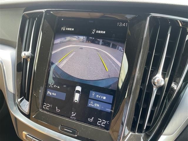 VOLVO V60 2019 Image 31