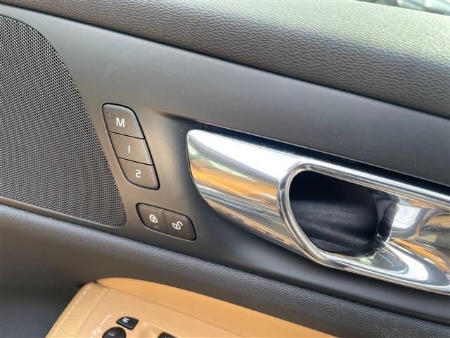 VOLVO V60 2019 Image 31