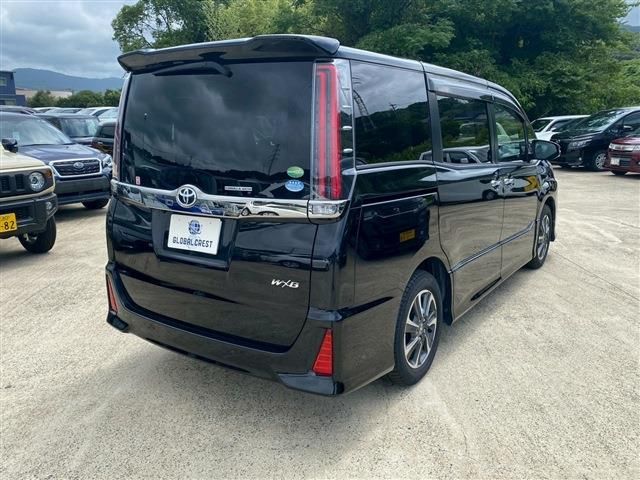 TOYOTA NOAH 2019 Image 31