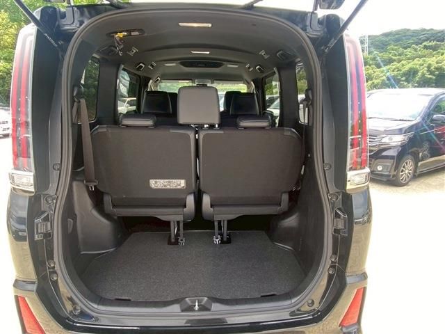 TOYOTA NOAH 2019 Image 31