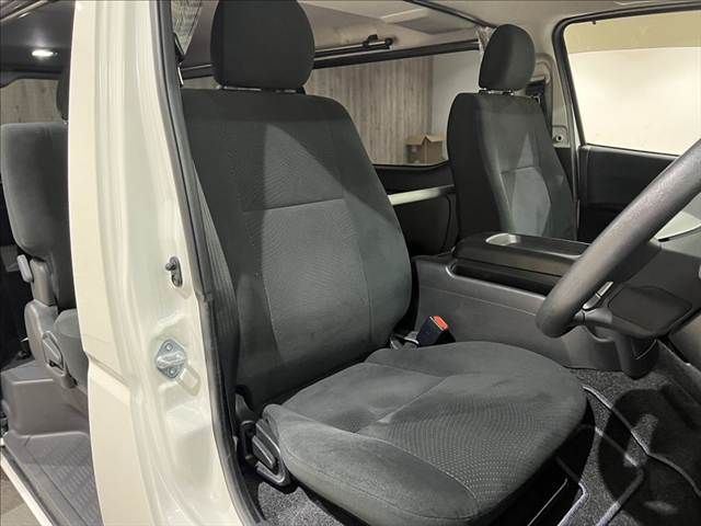 TOYOTA HIACE VAN 4WD 2018 Image 31