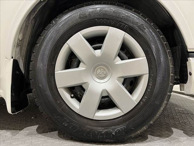 TOYOTA HIACE VAN 4WD 2018 Image 31