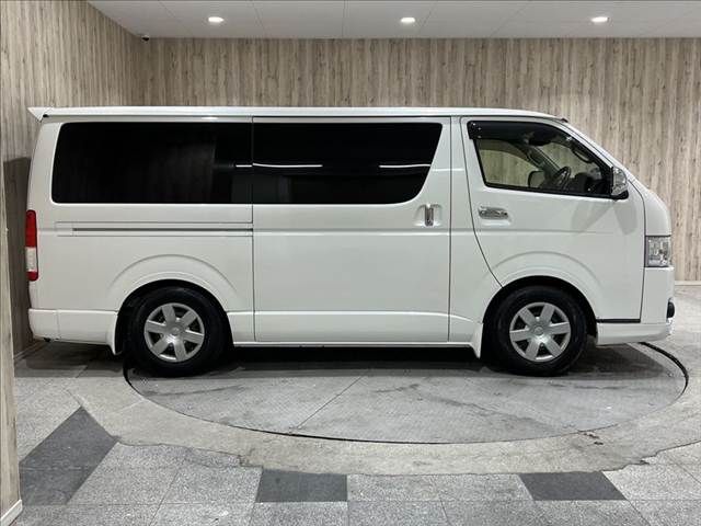 TOYOTA HIACE VAN 4WD 2018 Image 31