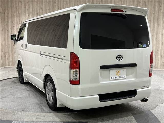 TOYOTA HIACE VAN 4WD 2018 Image 31