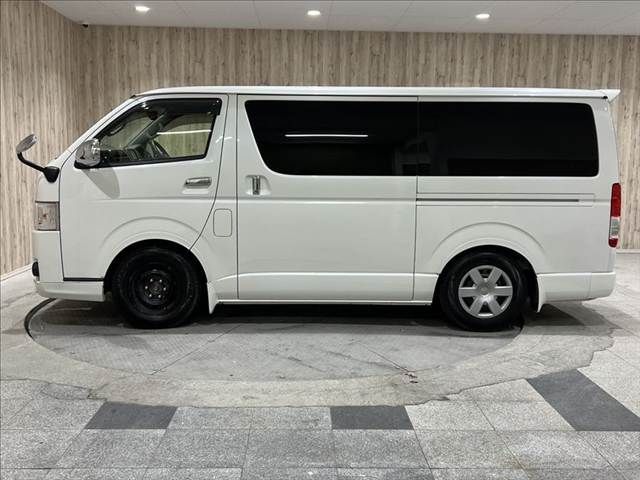 TOYOTA HIACE VAN 4WD 2018 Image 31