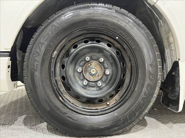 TOYOTA HIACE VAN 4WD 2018 Image 31