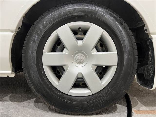 TOYOTA HIACE VAN 4WD 2018 Image 31