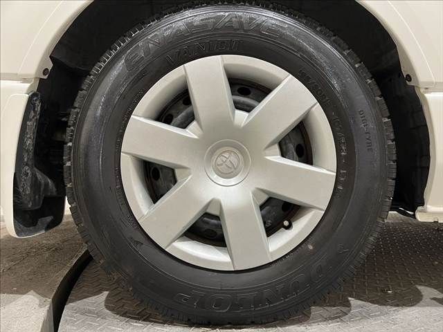 TOYOTA HIACE VAN 4WD 2018 Image 31