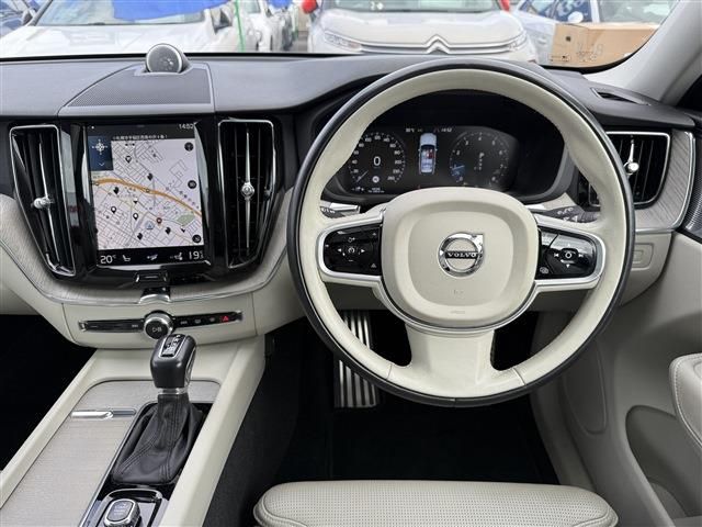 VOLVO XC60 2017 Image 31
