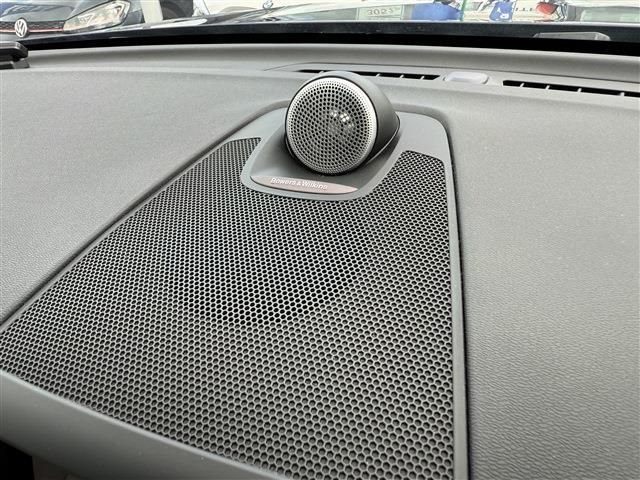 VOLVO XC60 2017 Image 31